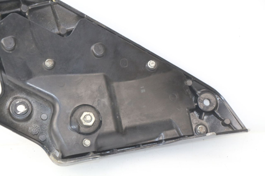 photo de PLATINE CALE PIED ARRIERE DROIT GILERA NEXUS 125 (2009 - 2013)