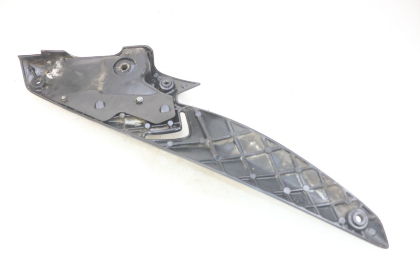 photo de PLATINE CALE PIED ARRIERE DROIT GILERA NEXUS 125 (2007 - 2009)