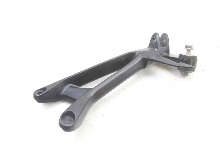 photo de PLATINE CALE PIED ARRIERE DROIT SUZUKI GSR 750 (2011 - 2017)