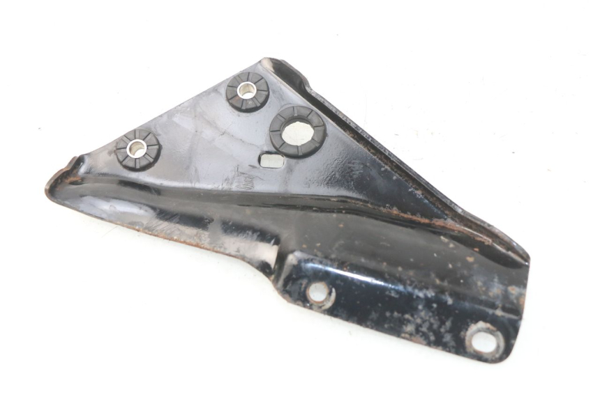 photo de PLATINE CALE PIED ARRIERE DROIT HONDA CA REBEL 125 (1995 - 2001)