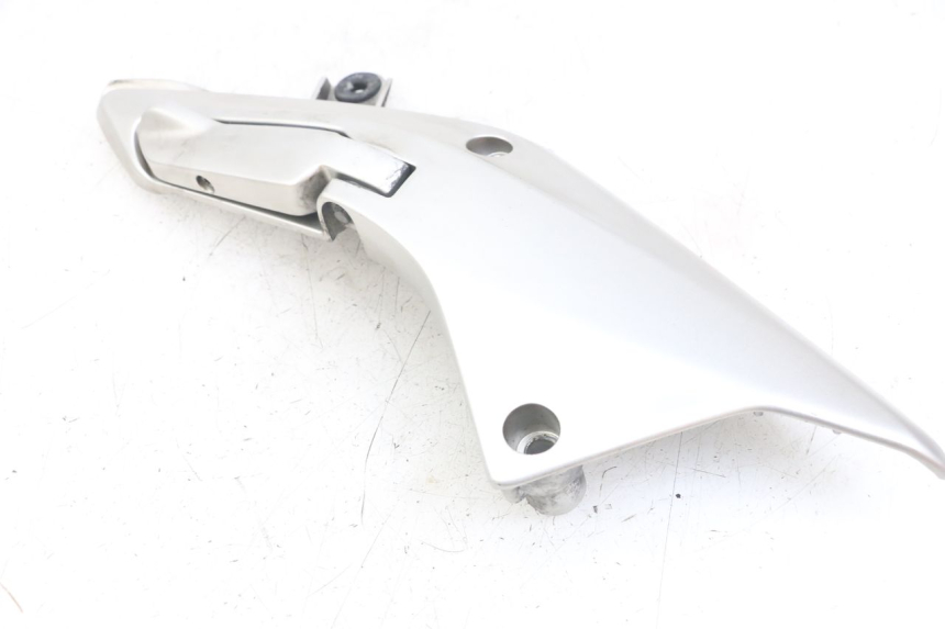 photo de PLATINE CALE PIED ARRIERE DROIT HONDA FJS SILVERWING SILVER WING 600 (2001 - 2010)