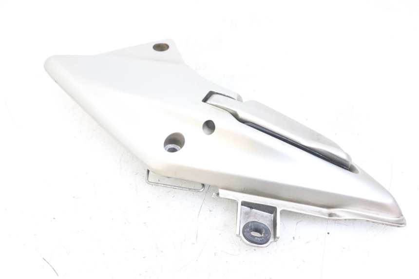 photo de PLATINE CALE PIED ARRIERE DROIT HONDA FJS SILVERWING SILVER WING 600 (2001 - 2010)