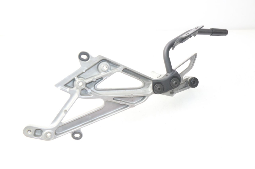 photo de PLATINE CALE PIED ARRIERE DROIT HONDA INTEGRA NC D 750 (2016 - 2018)