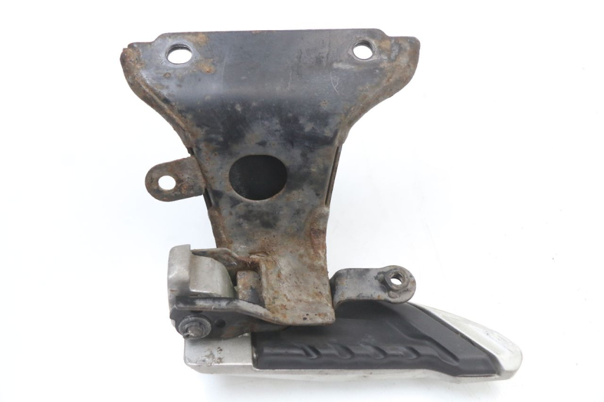 photo de PLATINE CALE PIED ARRIERE DROIT HONDA SH ABS 125 (2012 - 2017)