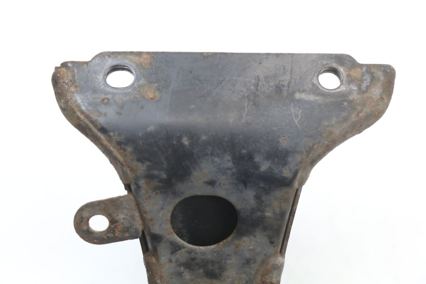 photo de PLATINE CALE PIED ARRIERE DROIT HONDA SH ABS 125 (2012 - 2017)