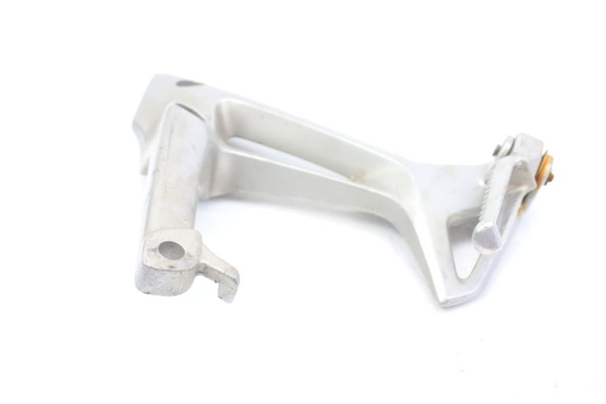 photo de PLATINE CALE PIED ARRIERE DROIT HONDA VFR VTEC RC46 800 (2002 - 2013)