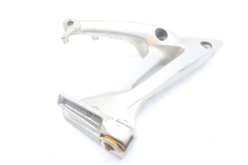 photo de PLATINE CALE PIED ARRIERE DROIT HONDA VFR VTEC RC46 800 (2002 - 2013)