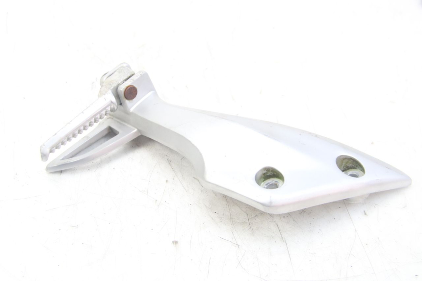 photo de PLATINE CALE PIED ARRIERE DROIT HONDA VISION NSC R 50 (2013 - 2015)