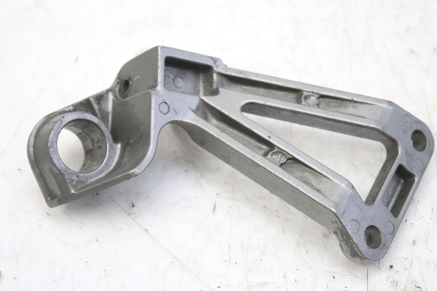 photo de PLATINE CALE PIED ARRIERE DROIT KAWASAKI ZX-6R ZX6R 600 (1995 - 1997)