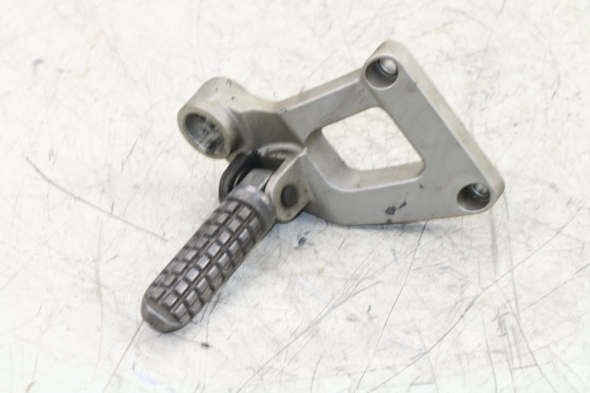 photo de PLATINE CALE PIED ARRIERE DROIT KAWASAKI ZZR 600 (1995 - 2004)