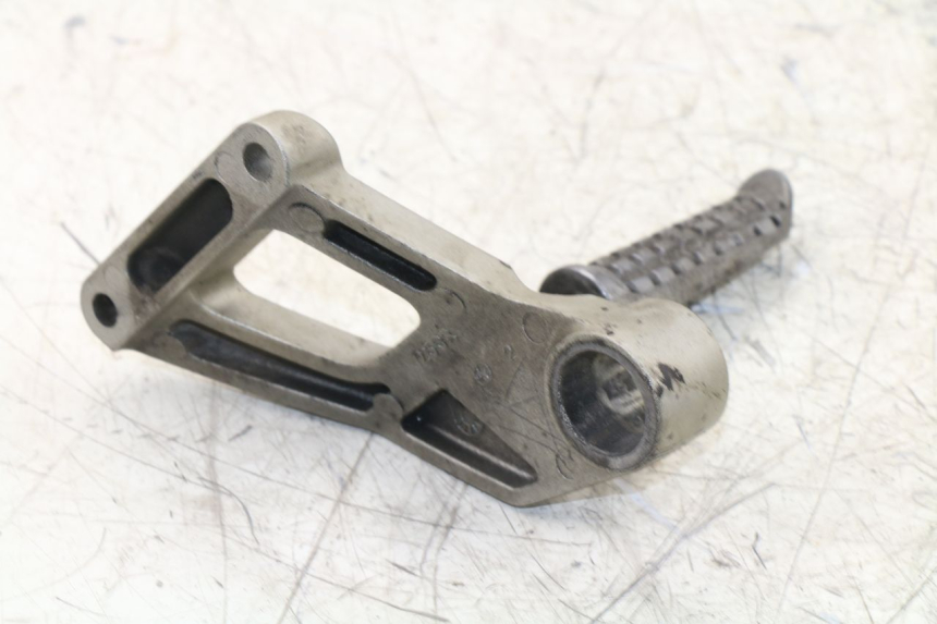 photo de PLATINE CALE PIED ARRIERE DROIT KAWASAKI ZZR 600 (1995 - 2004)