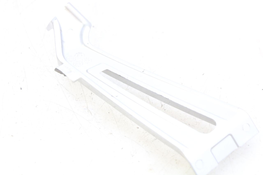 photo de PLATINE CALE PIED ARRIERE DROIT YAMAHA MT ABS 125 (2014 - 2018)