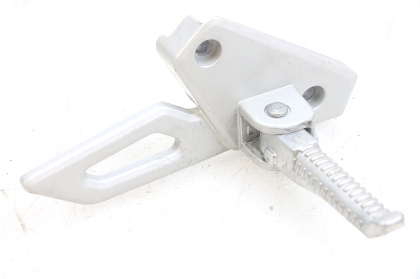 photo de PLATINE CALE PIED ARRIERE DROIT PEUGEOT SPEEDFIGHT 4 4T 50 (2015 - 2019)