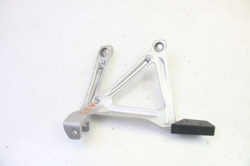 photo de PLATINE CALE PIED ARRIERE DROIT BMW R GS 1250 (2021 - 2024) - Zoom état d’usage