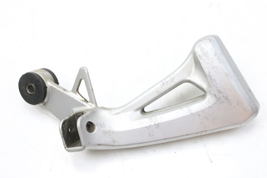 photo de PLATINE CALE PIED ARRIERE DROIT SUZUKI SV S 650 (1999 - 2002)