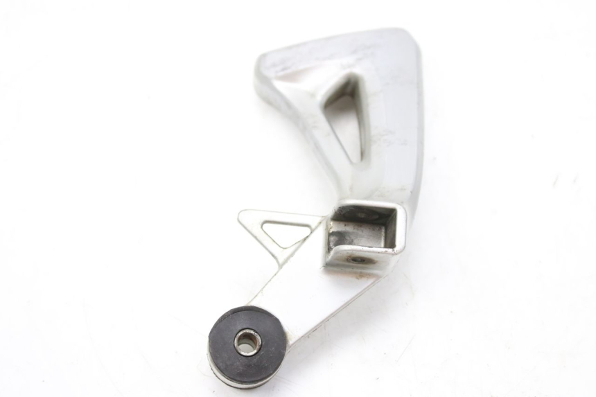 photo de PLATINE CALE PIED ARRIERE DROIT SUZUKI SV S 650 (1999 - 2002)