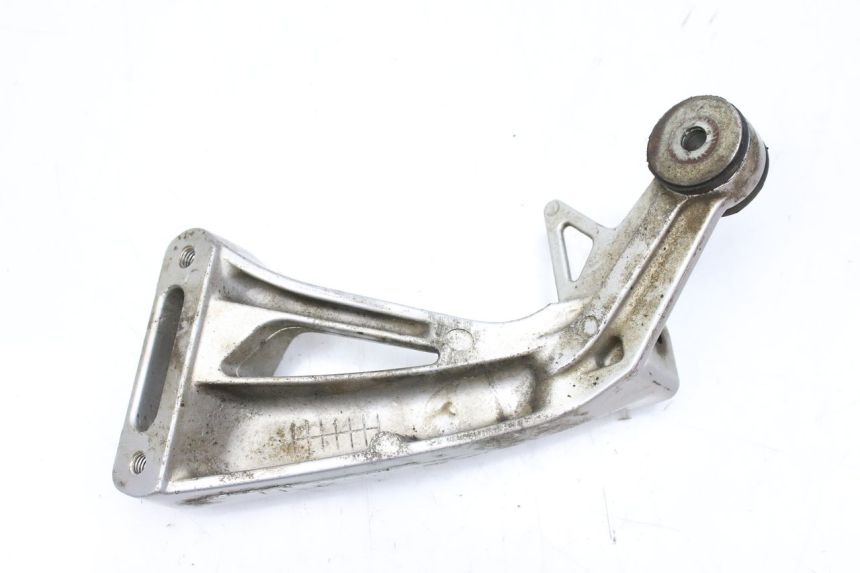 photo de PLATINE CALE PIED ARRIERE DROIT SUZUKI SV S 650 (1999 - 2002)