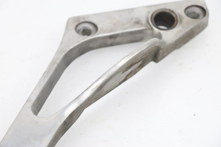 photo de PLATINE CALE PIED ARRIERE DROIT YAMAHA TDM 3VD 850 (1991 - 1995)