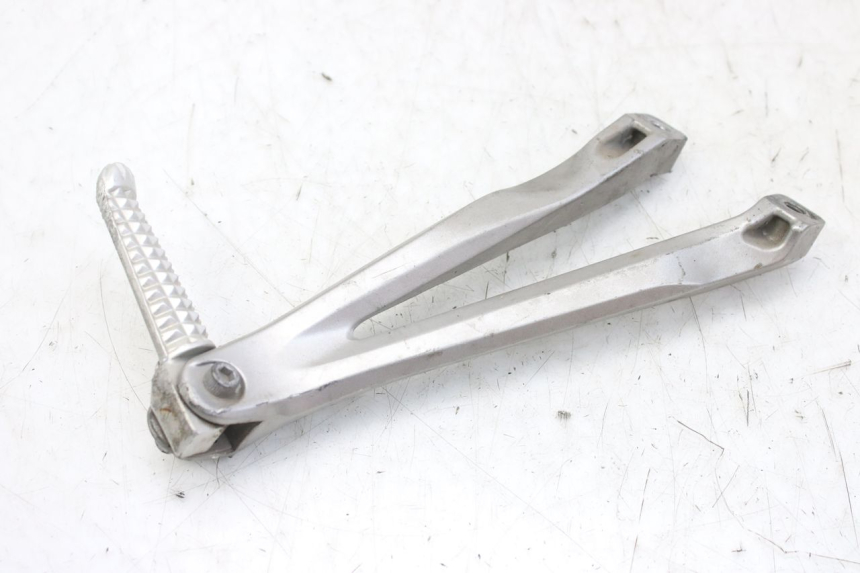 photo de PLATINE CALE PIED ARRIERE DROIT YAMAHA YZF R1 1000 (2007 - 2008)