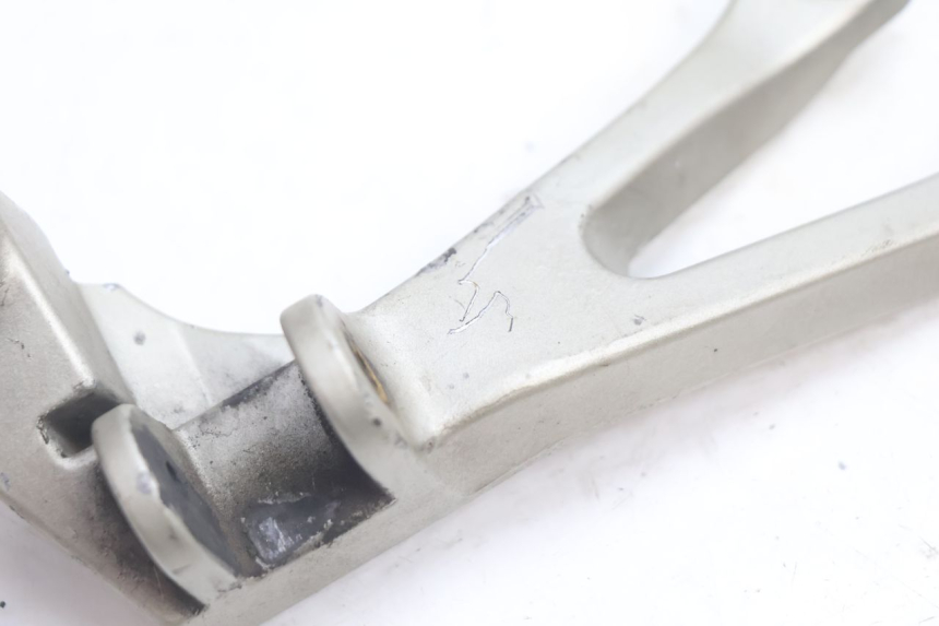 photo de PLATINE CALE PIED ARRIERE DROIT KAWASAKI ZX-6R ZX6R 600 (2000 - 2002) - Zoom état d’usage