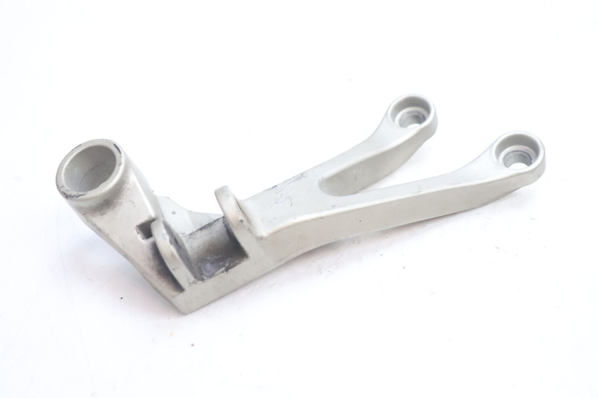 photo de PLATINE CALE PIED ARRIERE DROIT KAWASAKI ZX-6R ZX6R 600 (2000 - 2002) - Autre angle de vue