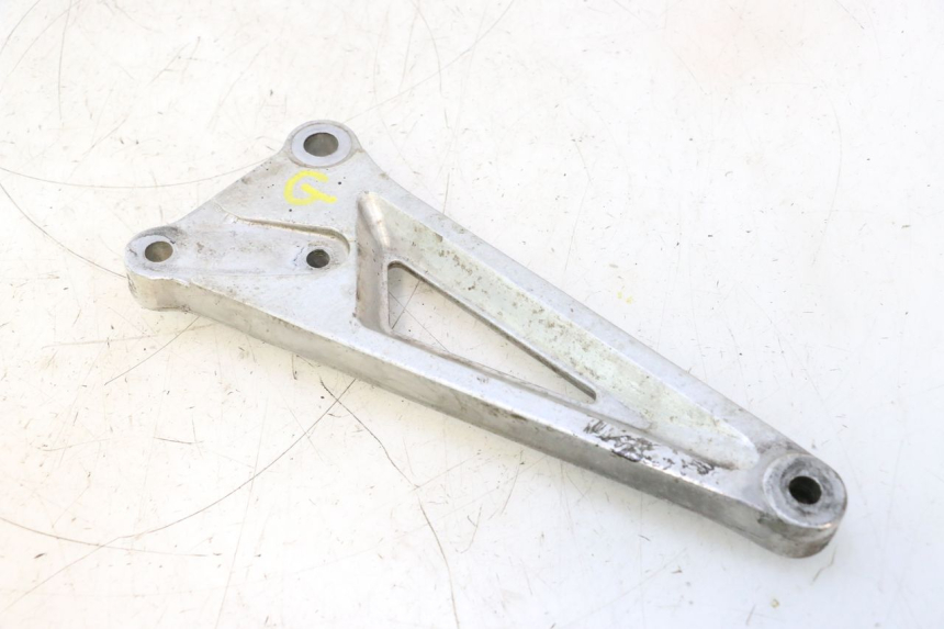 photo de PLATINE CALE PIED ARRIERE GAUCHE HONDA CB TWO FIFTY 250 (1991 - 2002) - Vue principale