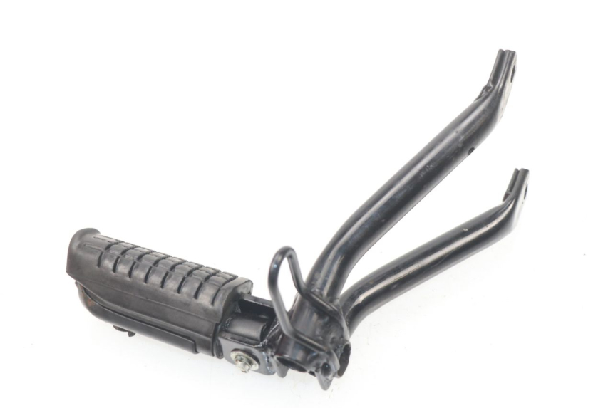 photo de PLATINE CALE PIED ARRIERE GAUCHE HONDA CBF 125 (2009 - 2015) - Détail de la pièce