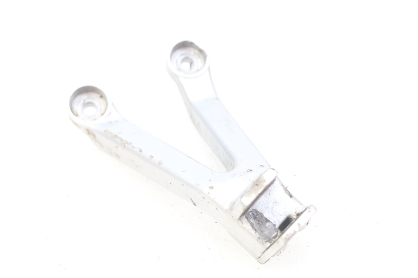 photo de PLATINE CALE PIED ARRIERE GAUCHE HONDA CBR RR FIREBLADE 900 (1992 - 1994)