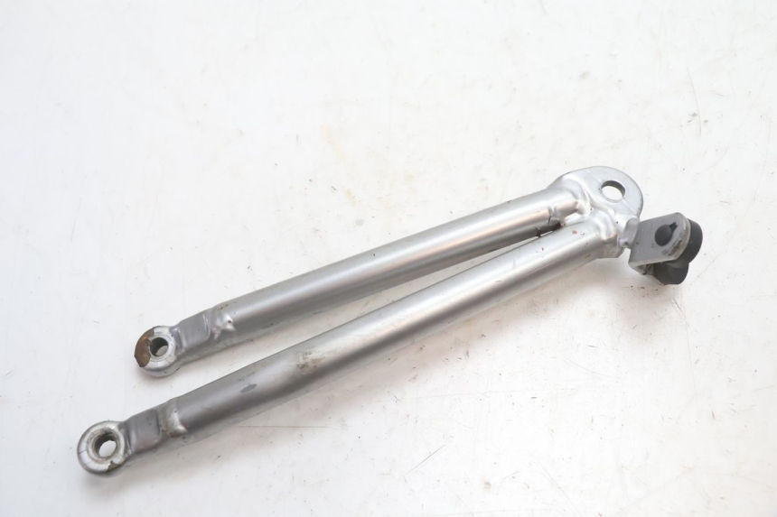 photo de PLATINE CALE PIED ARRIERE GAUCHE HM HONDA DERAPAGE 50 (2007 - 2009) - Détail de la pièce