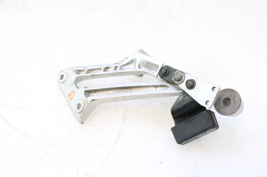 photo de PLATINE CALE PIED ARRIERE GAUCHE YAMAHA FJR 1300 (2001 - 2005) - Zoom état d’usage