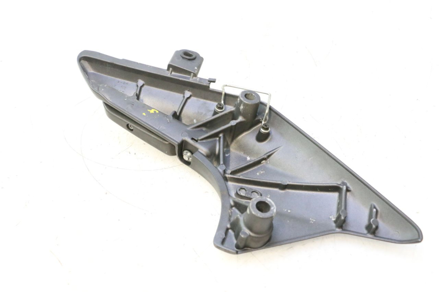 photo de PLATINE CALE PIED ARRIERE GAUCHE HONDA FJS SILVER WING SILVERWING 400 (2005 - 2008) - Zoom état d’usage