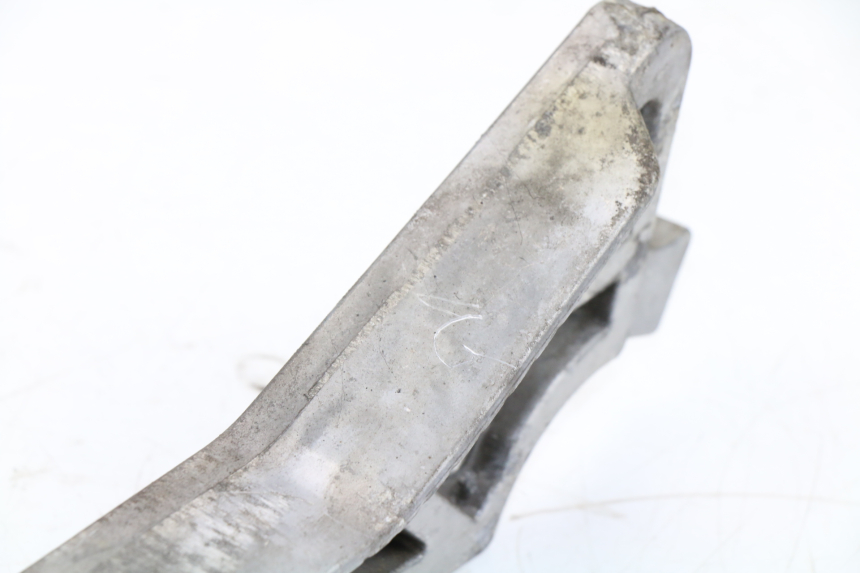 photo de PLATINE CALE PIED ARRIERE GAUCHE YAMAHA FZX FAZER 750 (1987 - 1998) - Angle alternatif