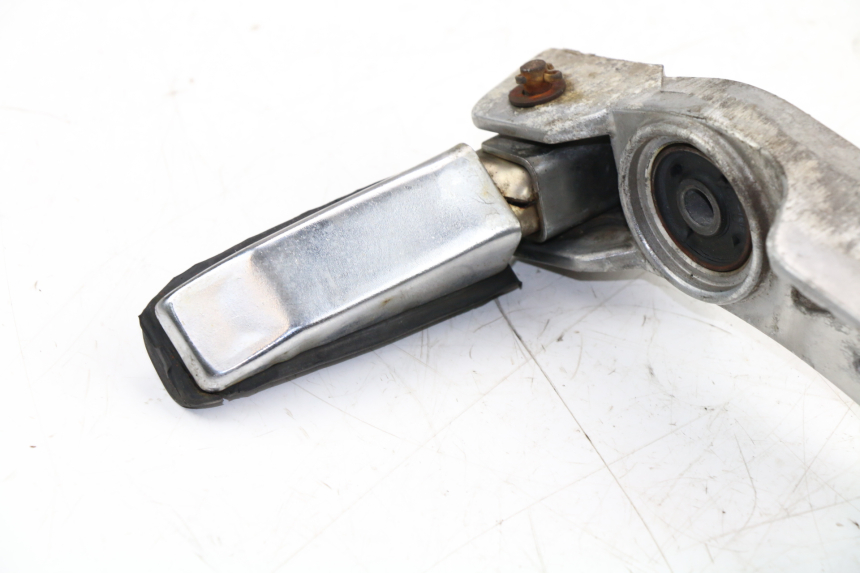 photo de PLATINE CALE PIED ARRIERE GAUCHE YAMAHA FZX FAZER 750 (1987 - 1998) - Aperçu profil