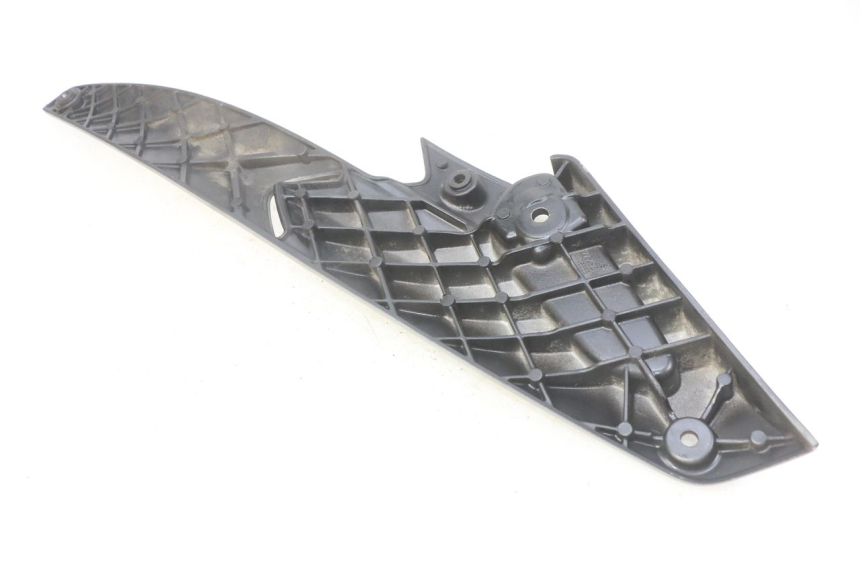 photo de PLATINE CALE PIED ARRIERE GAUCHE GILERA NEXUS 125 (2009 - 2013)