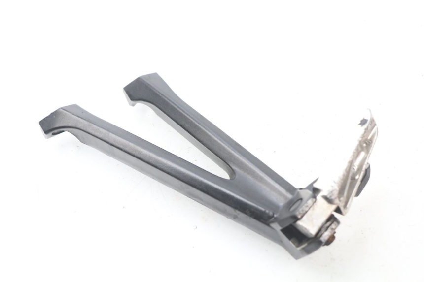 photo de PLATINE CALE PIED ARRIERE GAUCHE SUZUKI GSX-R GSXR 750 (2011 - 2016)