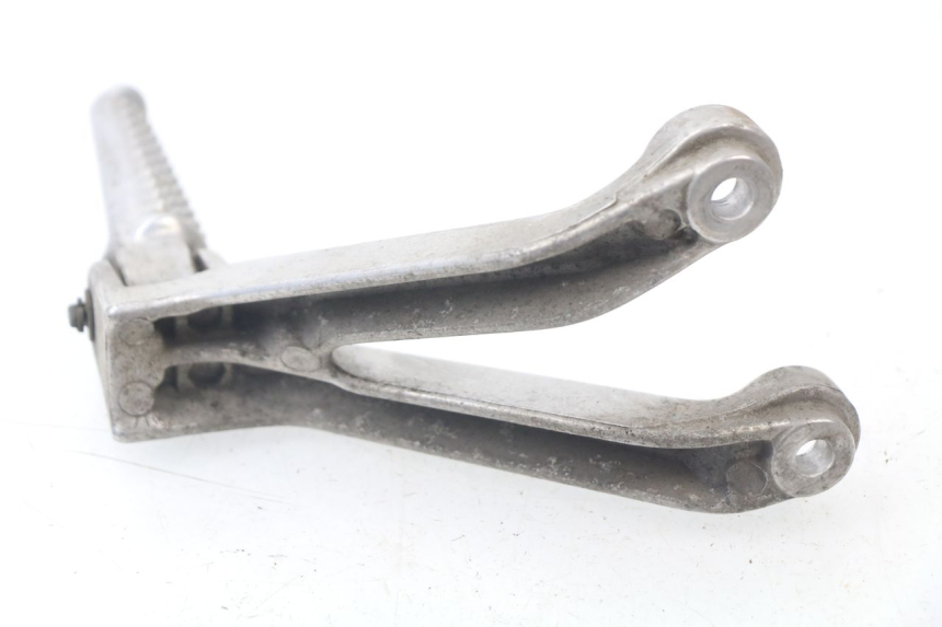 photo de PLATINE CALE PIED ARRIERE GAUCHE HONDA CBR 919 RR FIREBLADE 900 (1998 - 1999)