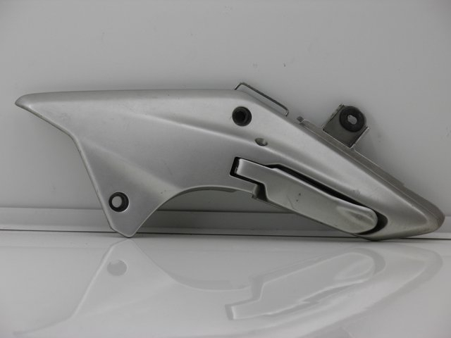 photo de PLATINE CALE PIED ARRIERE GAUCHE HONDA FJS SILVER WING ABS 600 (2004 - 2007)