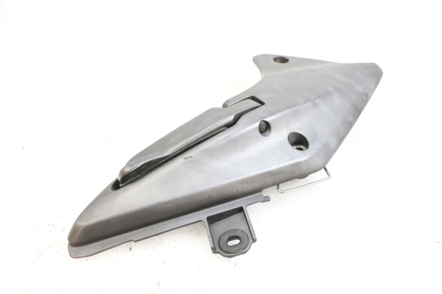 photo de PLATINE CALE PIED ARRIERE GAUCHE HONDA FJS SILVER WING SILVERWING 400 (2005 - 2008)