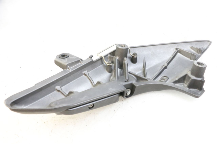 photo de PLATINE CALE PIED ARRIERE GAUCHE HONDA FJS SILVER WING SILVERWING 400 (2005 - 2008)