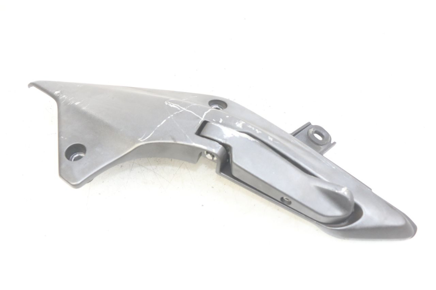 photo de PLATINE CALE PIED ARRIERE GAUCHE HONDA FJS SILVERWING SILVER WING 400 (2009 - 2016)