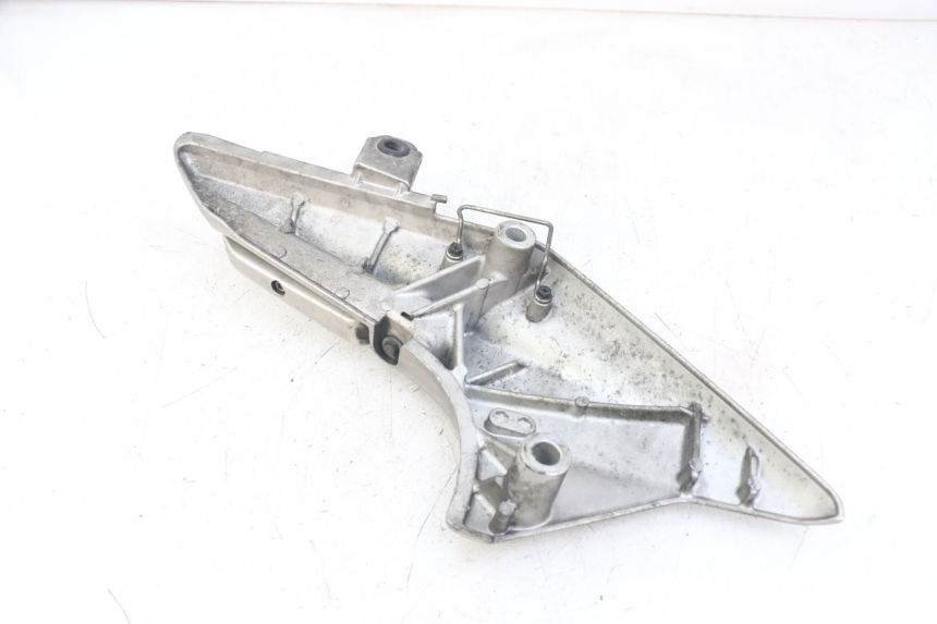 photo de PLATINE CALE PIED ARRIERE GAUCHE HONDA FJS SILVERWING SILVER WING 600 (2001 - 2010)