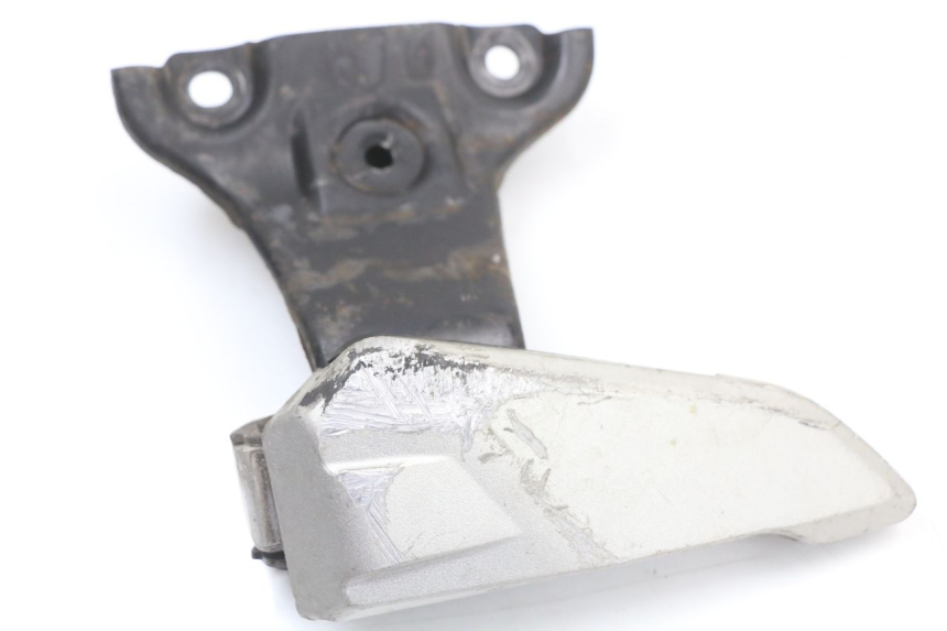 photo de PLATINE CALE PIED ARRIERE GAUCHE HONDA SH ABS 125 (2012 - 2017)