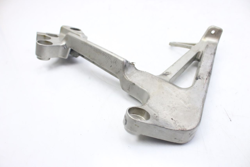 photo de PLATINE CALE PIED ARRIERE GAUCHE HONDA VFR FI RC46 800 (1998 - 2001)