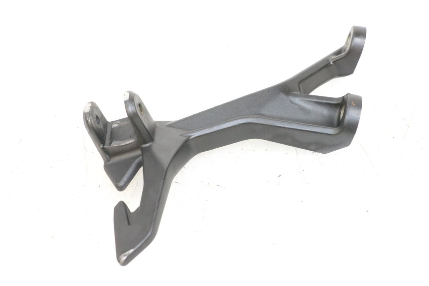 photo de PLATINE CALE PIED ARRIERE GAUCHE KAWASAKI NINJA 400 (2018 - 2023)