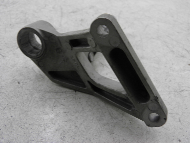 photo de PLATINE CALE PIED ARRIERE GAUCHE KAWASAKI ZZR 600 (1995 - 2004)
