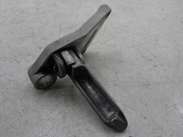 photo de PLATINE CALE PIED ARRIERE GAUCHE KAWASAKI ZZR 600 (1995 - 2004)