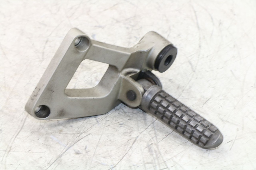 photo de PLATINE CALE PIED ARRIERE GAUCHE KAWASAKI ZZR 600 (1995 - 2004)