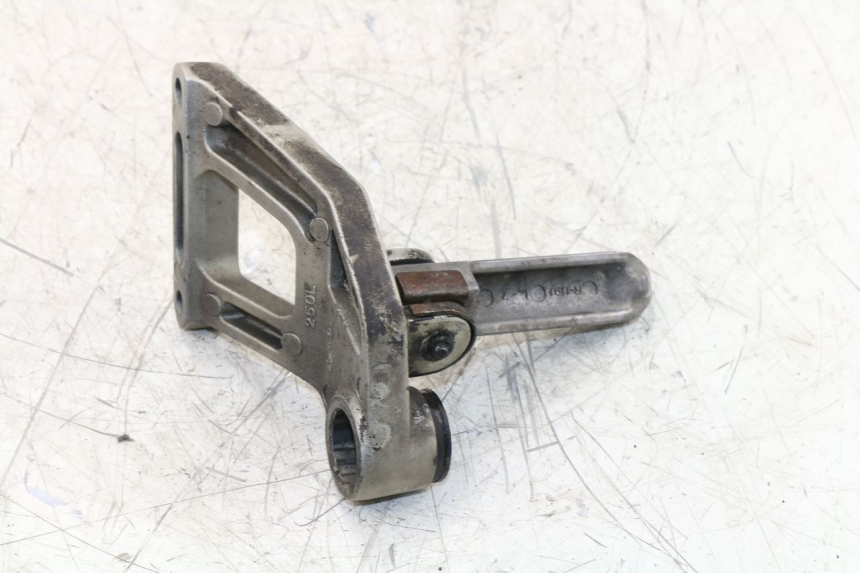 photo de PLATINE CALE PIED ARRIERE GAUCHE KAWASAKI ZZR 600 (1995 - 2004)