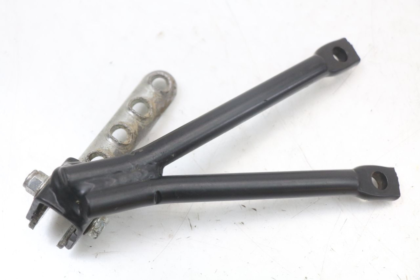 photo de PLATINE CALE PIED ARRIERE GAUCHE RIEJU MRT 50 (2018 - 2021)