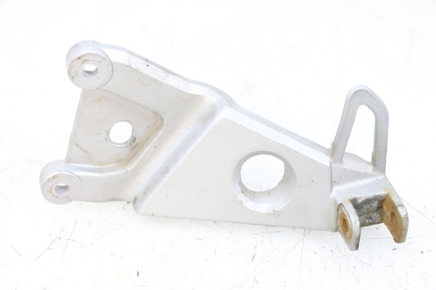 photo de PLATINE CALE PIED ARRIERE GAUCHE HONDA NSR R 125 (1994 - 2003) - Vue principale